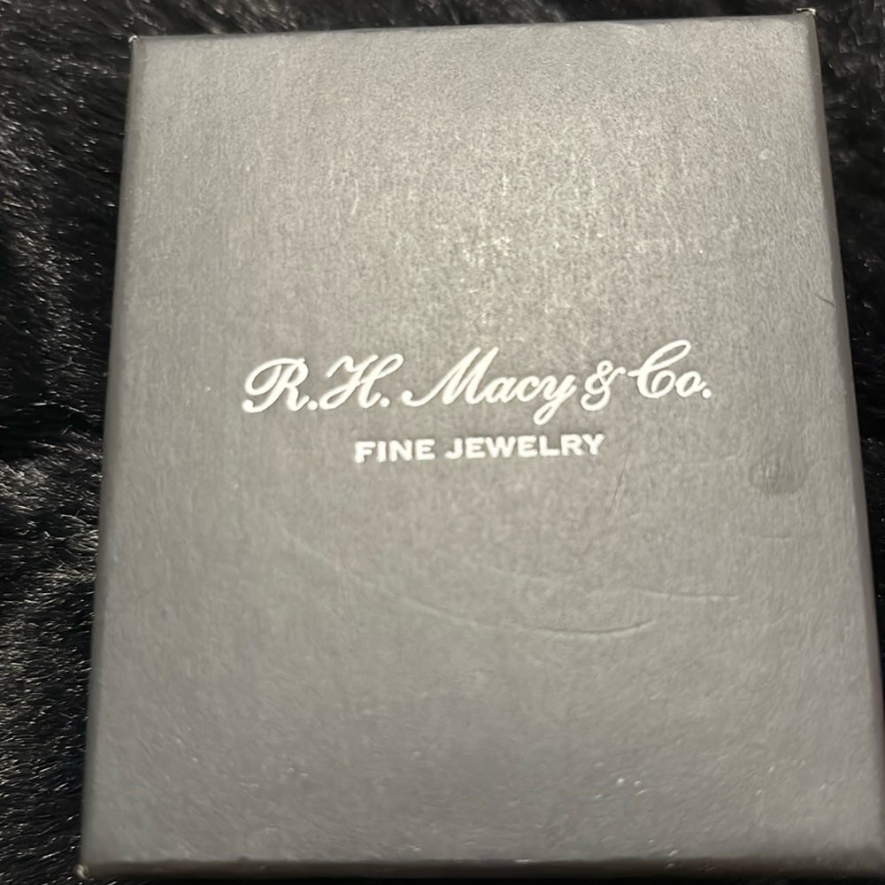 RH Macy& CO BRIDGE DIAMOND PENDANT AND EARRINGS